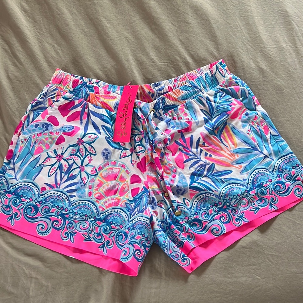 Lilly Pulitzer Katia Short M NWT in Rainforest Retreat